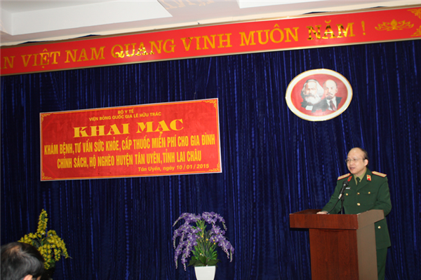 Viện Bỏng Lê Hữu Trác tham gia Chiến dịch khám, tư vấn về chăm sóc sức khỏe cộng đồng năm 2014